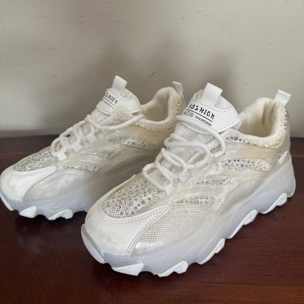 Thick-Soled Sport Shoes With Mesh, Rhinestones sneakers